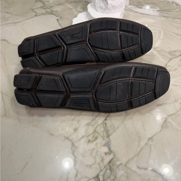 Men’s Salvatore Ferragamo Brown Leather Gancini Driver Loafers – Size 10 - Picture 7 of 9